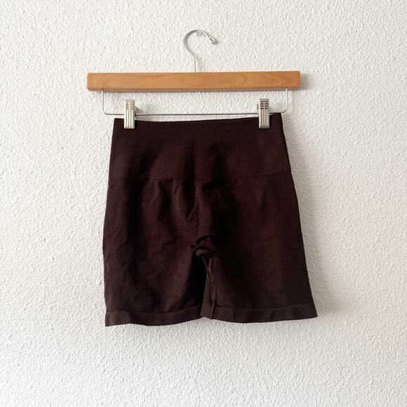 Alphalete Amplify Shorts Small - Picture 1 of 4